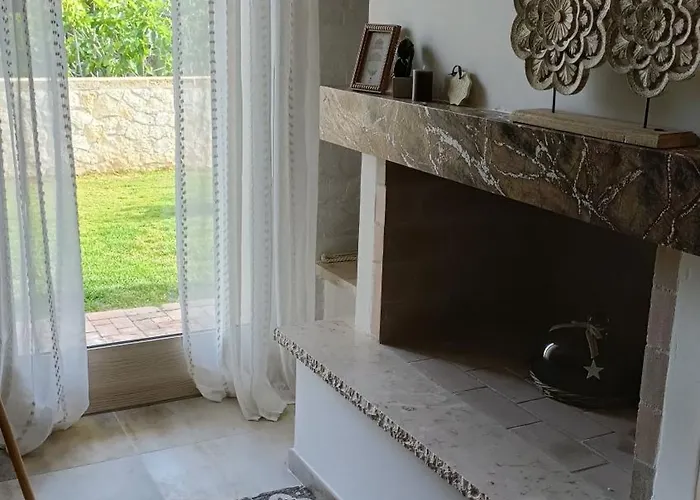 Dimora Carola 度假居 *